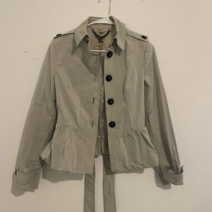 Burberry jacket size 6 with belt